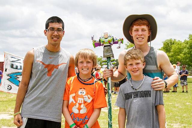 summer-camp-dallas-east-texas-sky-ranch.jpg