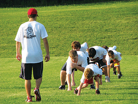 overnight-summer-camp-vs-sports-camp-football