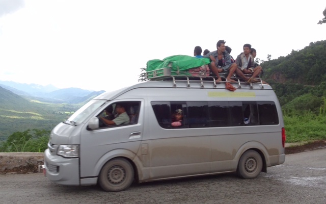Myanmar bus2.jpg